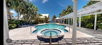 Oceanside King Room with ensuite