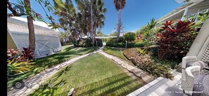 Jardines del alojamiento