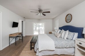 3 bedrooms, iron/ironing board, travel crib, free WiFi