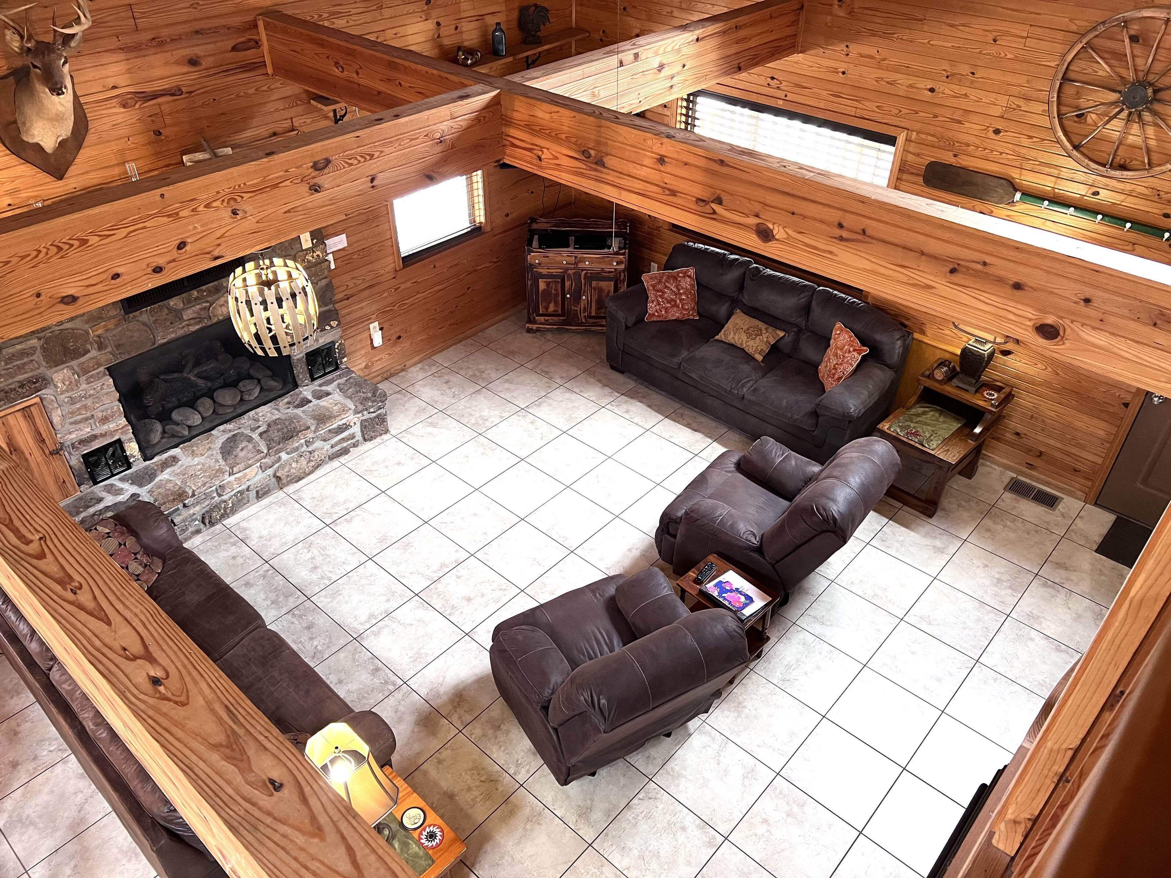 near Jasper, sanitized carefully, secluded, close to Buffalo River, hiking, WIFI