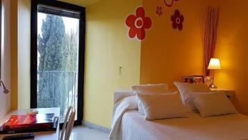 6 dormitoris, escriptori i habitacions insonoritzades