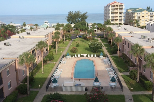 Arial view of property and proximity to the beach.