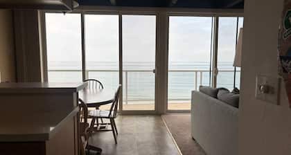 Shore del Mar Unit #I: Oceanview Condo, Steps to Rio del Mar Beach