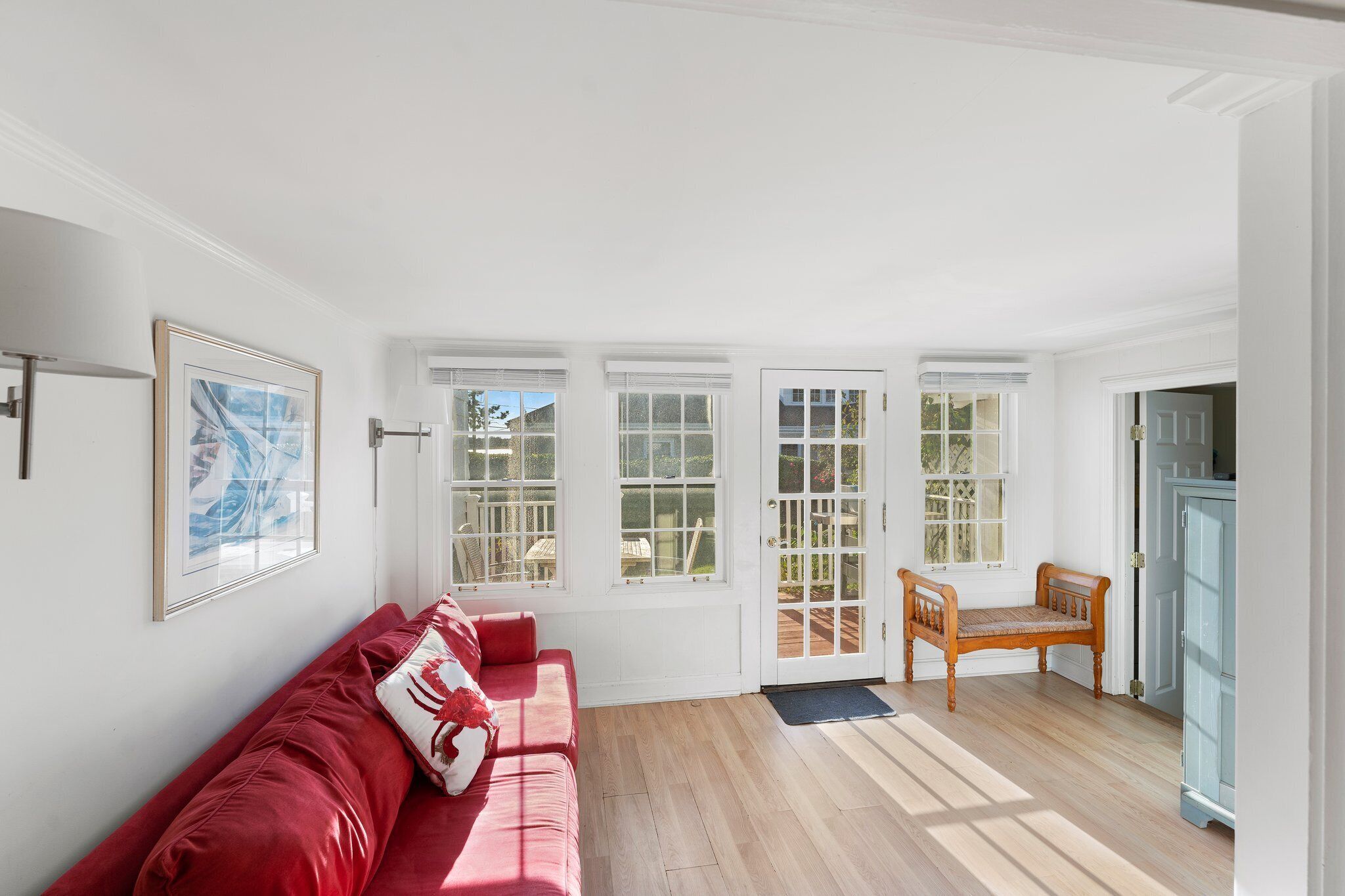 New Markdown! Stay At A Waterside Beach Cottage Minutes Away From Water! - Third Beach Middletown