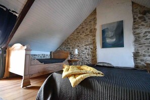 2 habitaciones, tabla de planchar con plancha y wifi 