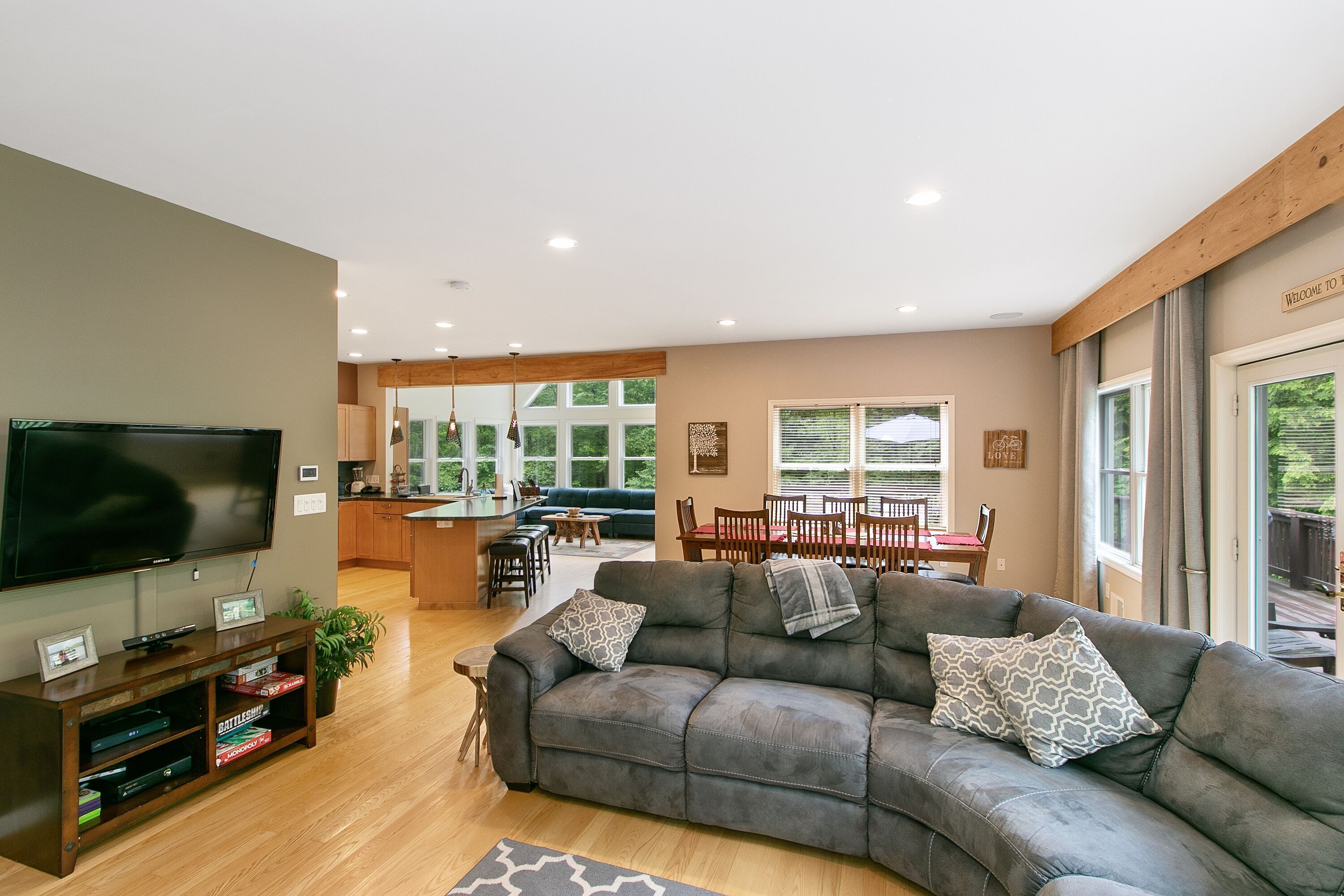 Lake George Mountain Retreat (Family And Pet Friendly)