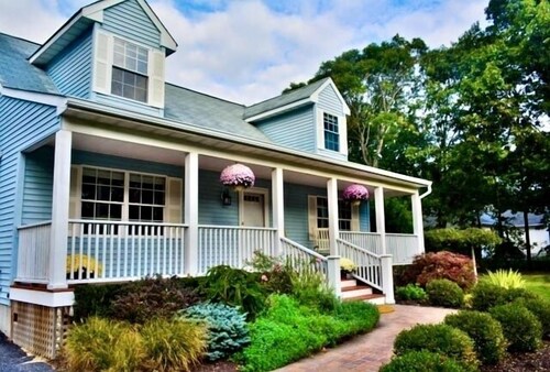 Westhampton Beach Town and Country