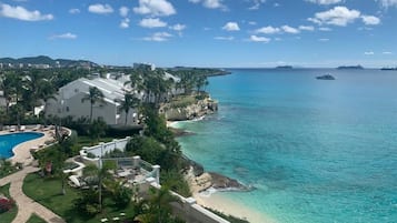 Piscina coperta, piscina all'aperto