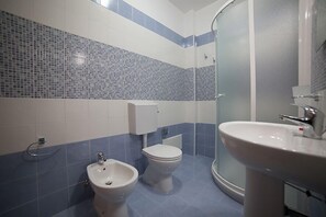 Dusche, Bidet