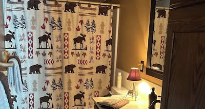 Cozy Condo on Whitefish chain