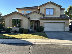 Exterior - Fabulous Surprise Home With Pool (Surprise)