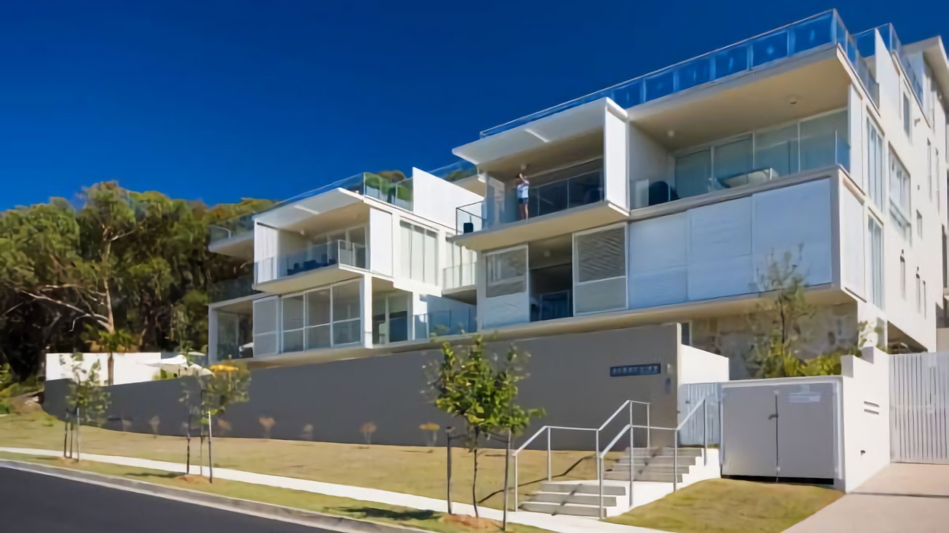 Ocean View 1 - Rainbow Beach. Luxury With Unrivalled Views. Stunning views. — image 22