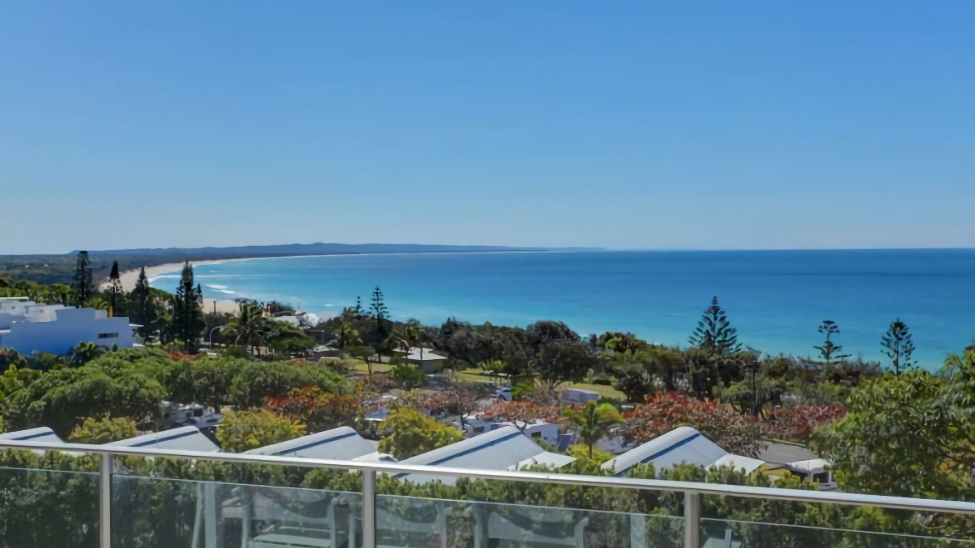 Ocean View 1 - Rainbow Beach. Luxury With Unrivalled Views. Stunning views. — image 2