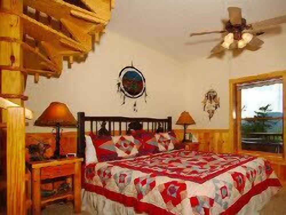 Spectacular View - Honeymoons