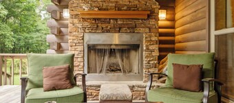 Remember When Cabins- The Lake Lodge