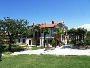 Exterior - Large family apartment on a great location - Plaiska 1 (Umag)