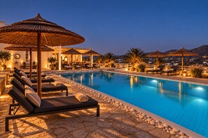 Pool - 6BR 7BA Exclusive next to the Beach, Large Private Pool Sea & Sun Villa Mykonos (Mykonos)