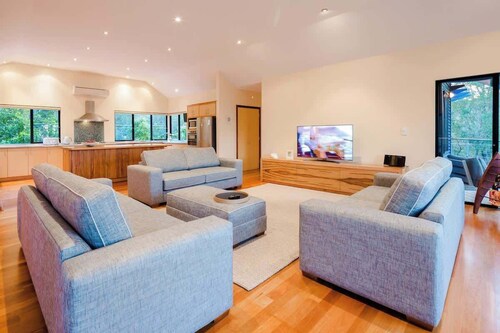 Innisfree—Tranquil Stilted Retreat Near Yallingup