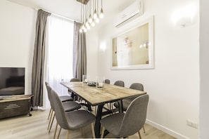 Dining - Luxury Apartment Vico Thebestinrome (Roma)