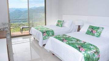 WiFi (free), bed sheets