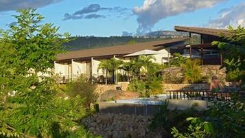 واجهة المنشأة