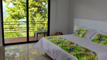 واي فاي مجانًا وملاءات أسرّة