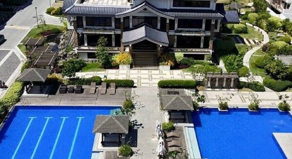 المنشأة من الخارج