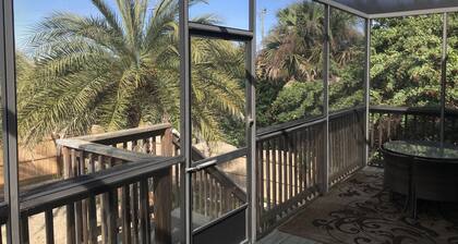 Hermoso apartamento de 1 dormitorio / 1 baño casa de campo a pocos pasos de la playa y el río