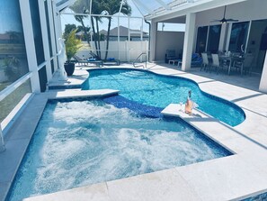 Outdoor pool, a heated pool - Luxury Villa Pleasure Cape Coral * German Rental * (Cape Coral)