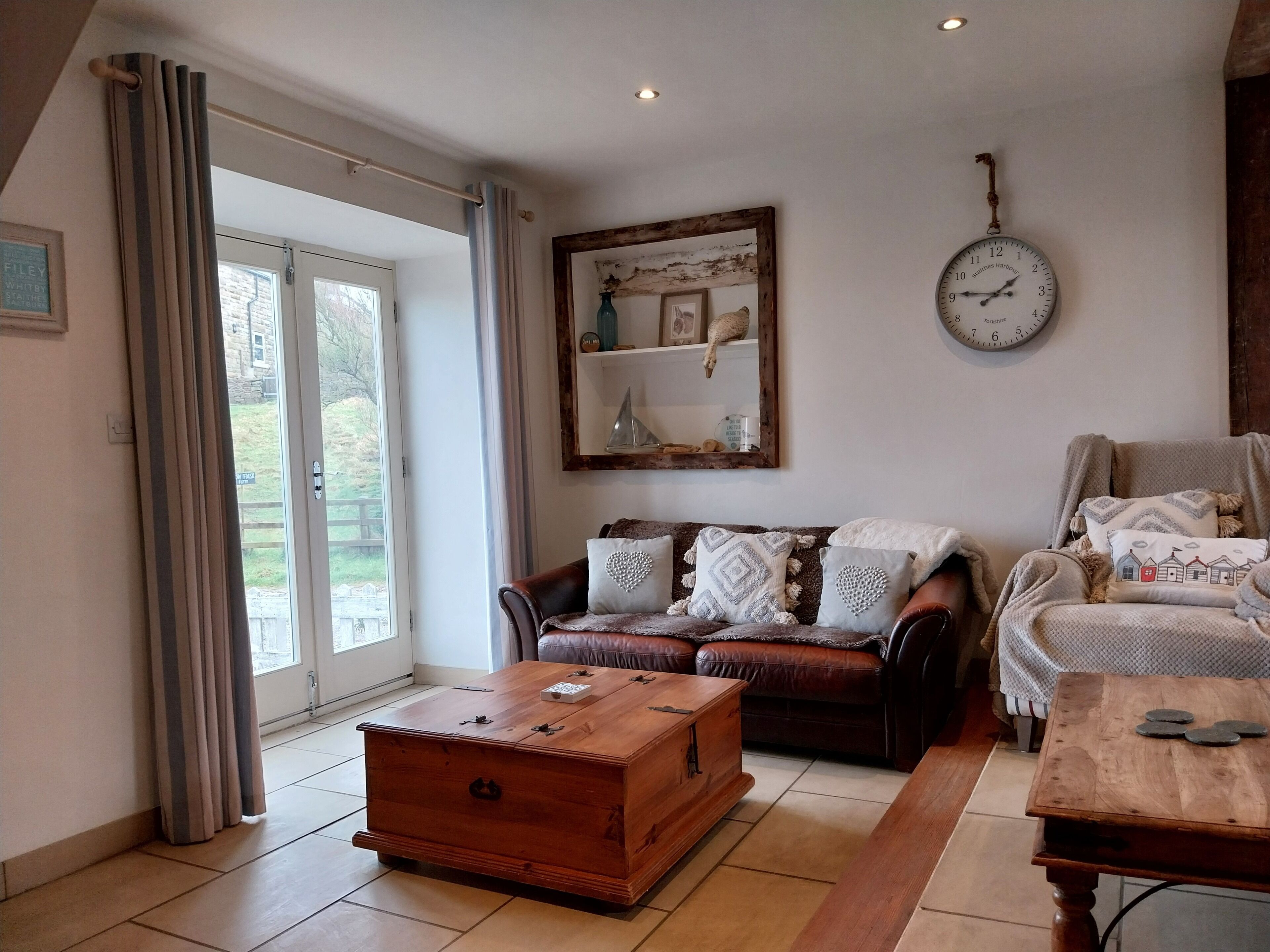 Characterful Cottage, Wonderful Sea & Countryside Views, Pet Friendly - Robin Hood's Bay