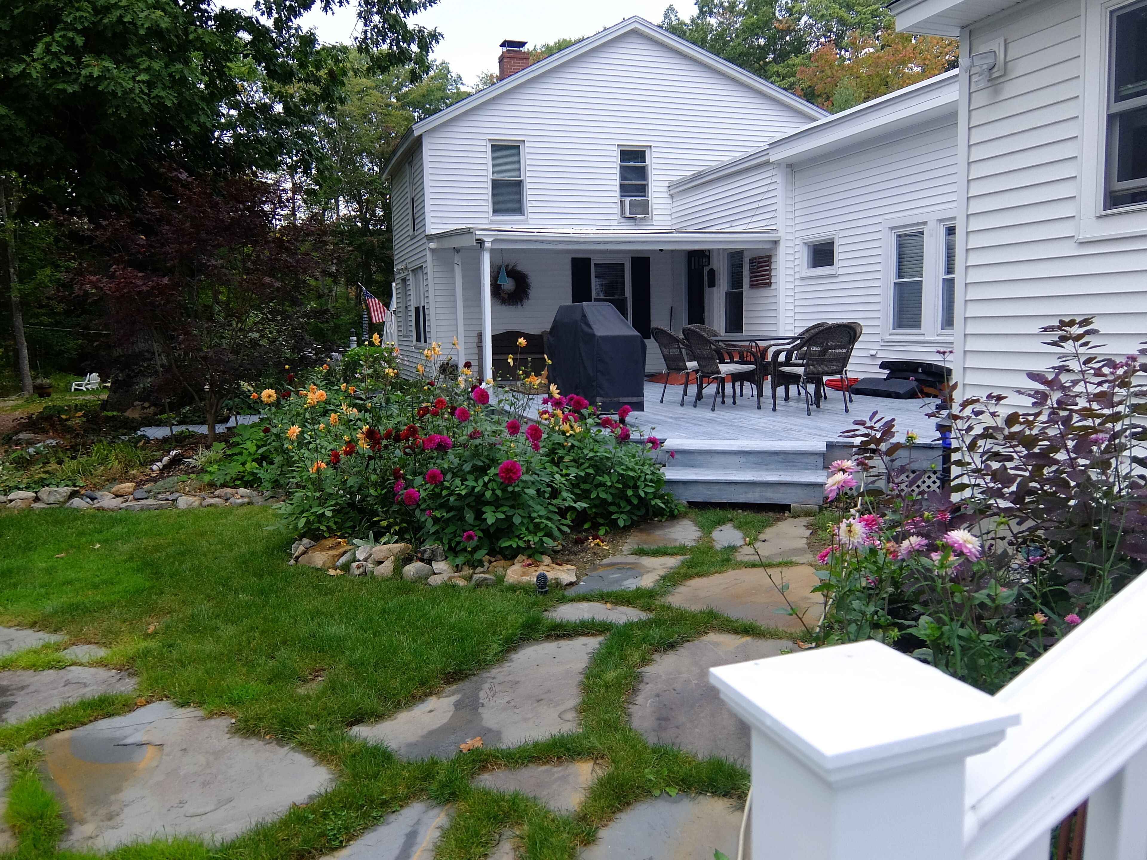 Cute historic property.  5 minute walk to beach!  Yet private on a cul-de-sac.