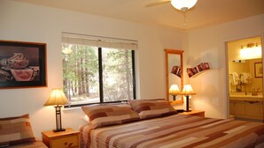 2 bedrooms, iron/ironing board, Internet, bed sheets - (23A) Big Cedar at The Redwoods In Yosemite (Yosemite National Park)