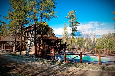Lookout Tower - Access to Pool!