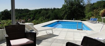Bellissima casa con 2 camere da letto, piscina privata, splendida vista,WIFI!