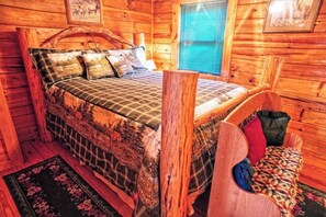 2 bedrooms, iron/ironing board, bed sheets