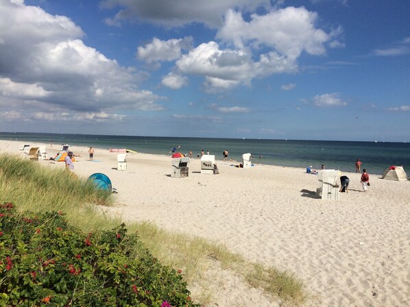 Tæt på stranden, liggestole