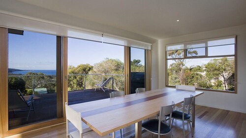 Jackson On The Hill - Anglesea