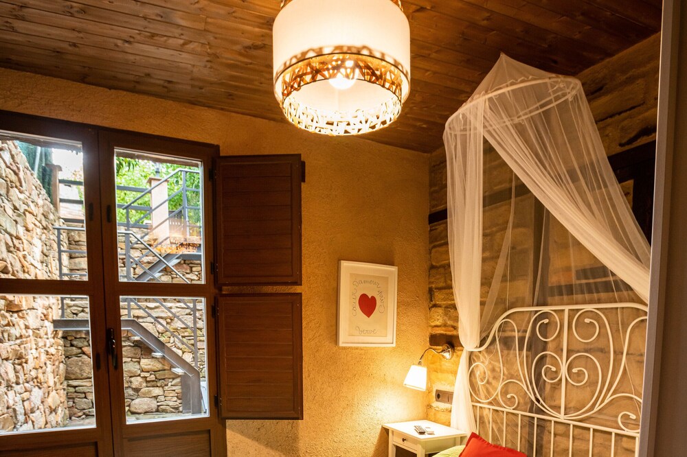 Rural apartment El Corral de la Higuera for 6 people