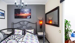 2 bedrooms, free WiFi, bed sheets