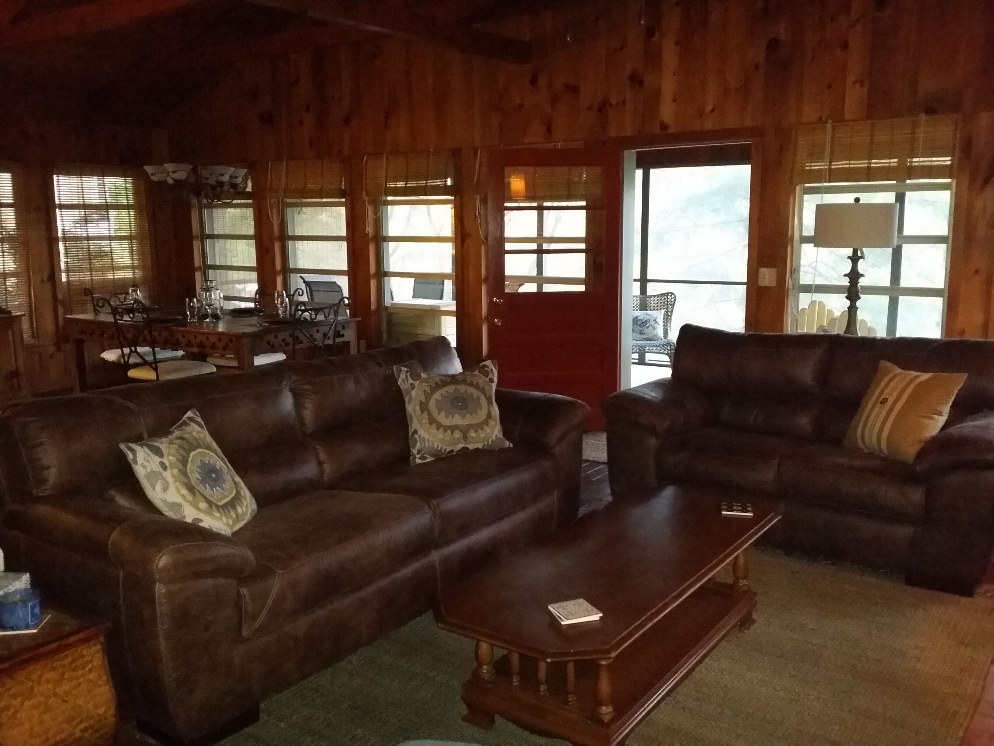 FishHook - A Unique Lakefront Cottage - Fall Leaf Special 10% disc thru Nov 19