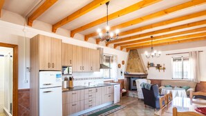 Interior - Cosy cottage with pool, garden and wifi (Dúrcal)