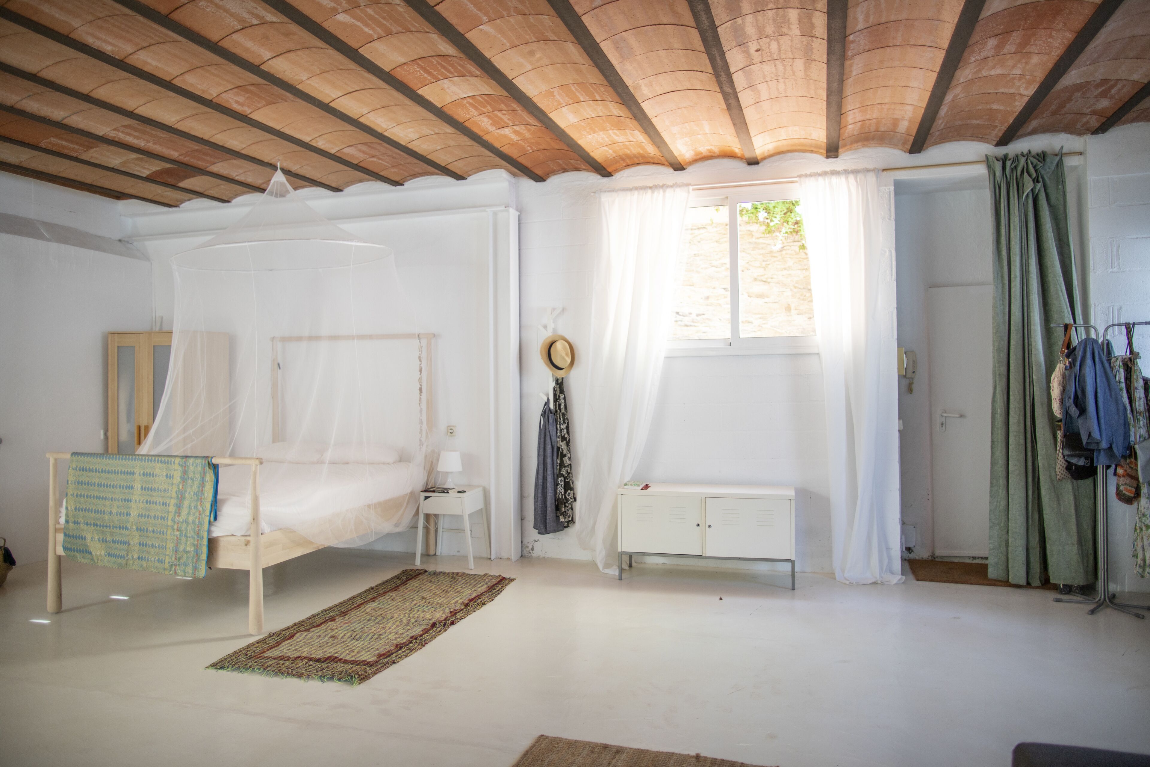 1 bedroom, desk, iron/ironing board, WiFi (free)