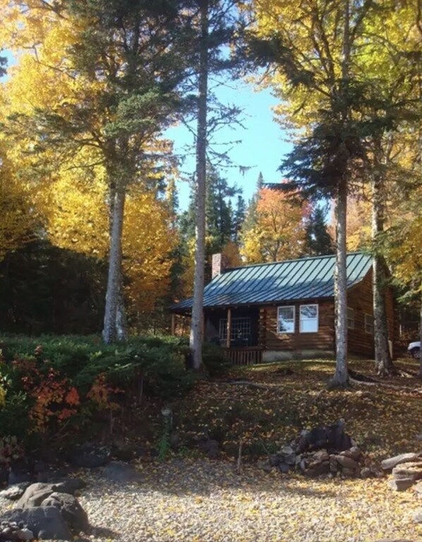 Cozy & Charming Lakefront Log Cabin on Cupsuptic Lake (Rangeley, ME) Oxford County Vrbo