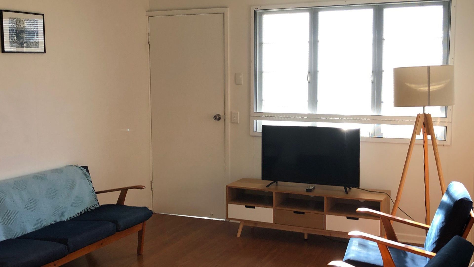 9 Indigo Avenue - Rainbow Beach. Close to beach and main street. Walk to everything — image 6