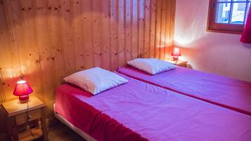 5 dormitorios, wifi gratis, ropa de cama