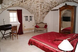 5 bedrooms, iron/ironing board, free WiFi, bed sheets - Vacation rental house with pool OPPEDE LS2-114 (Oppède)