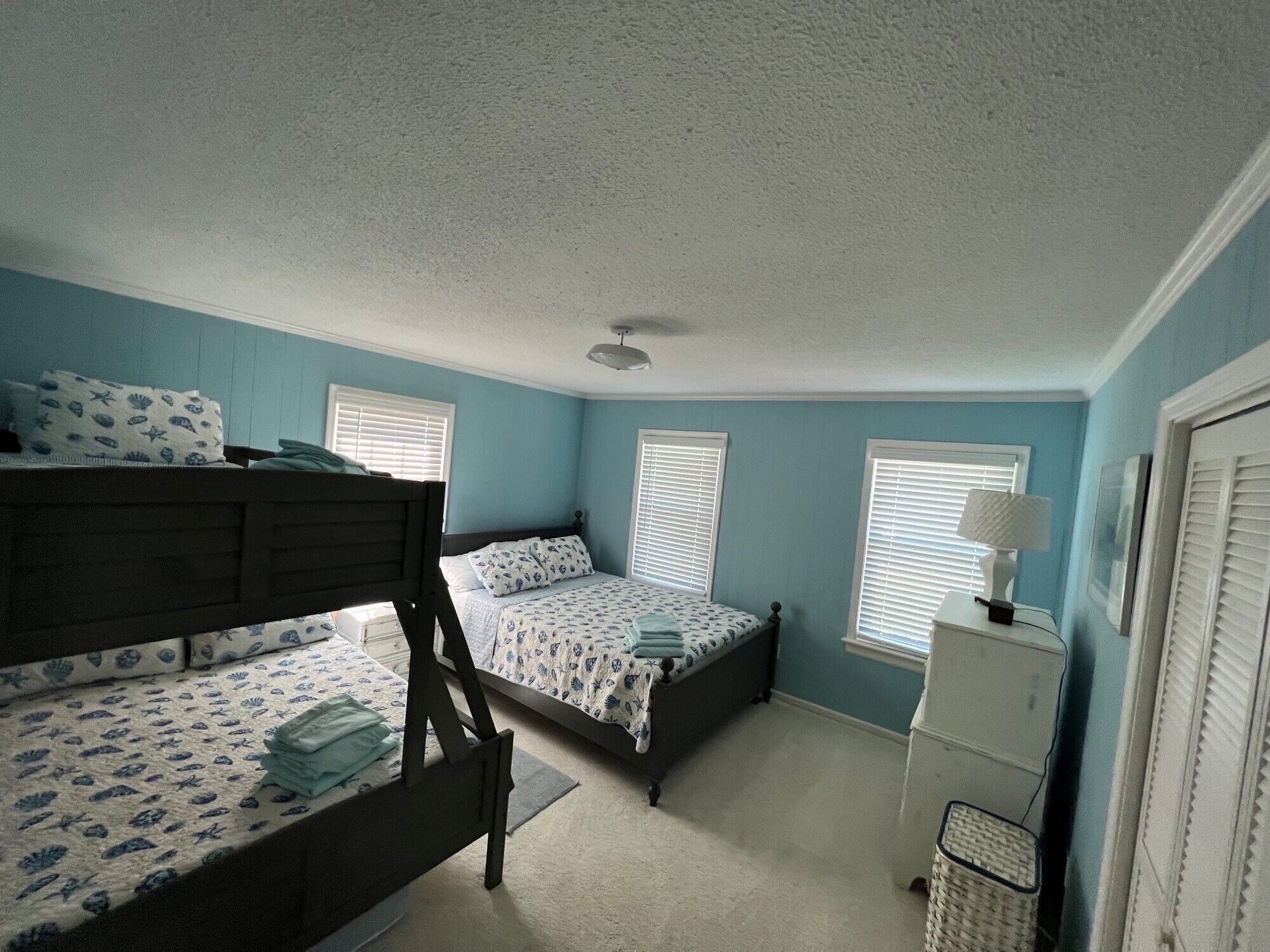 PRIVATE BEACH on the Chesapeake Bay with 300 feet of shoreline