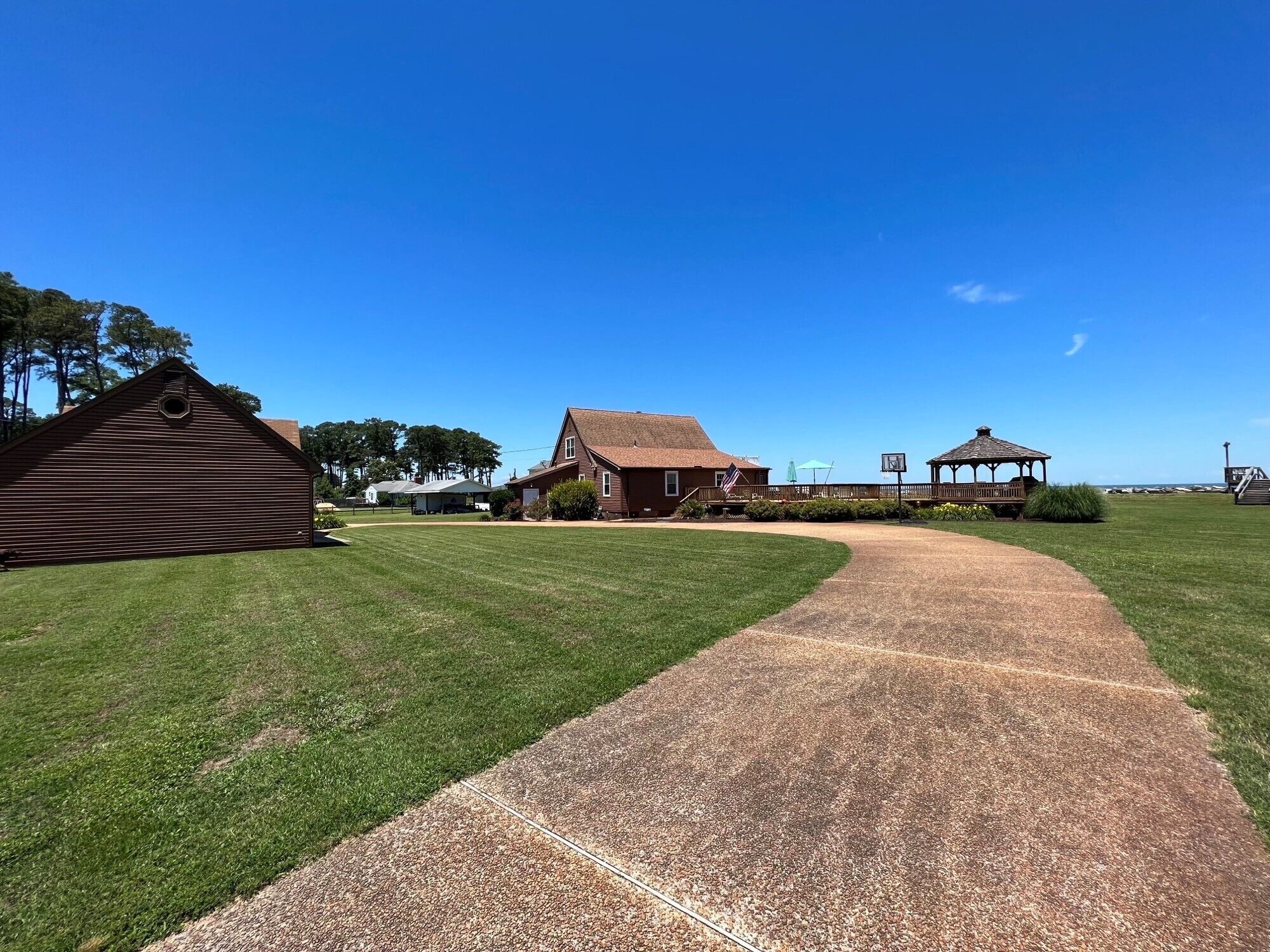 PRIVATE BEACH on the Chesapeake Bay with 300 feet of shoreline