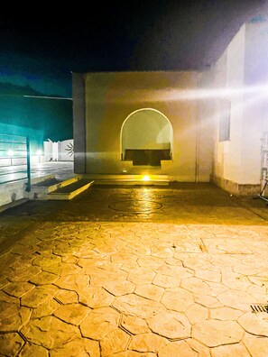 Property grounds - Embrace Nature's Beauty: Your Perfect Retreat Near  Santa Margherita Beach (Pula)