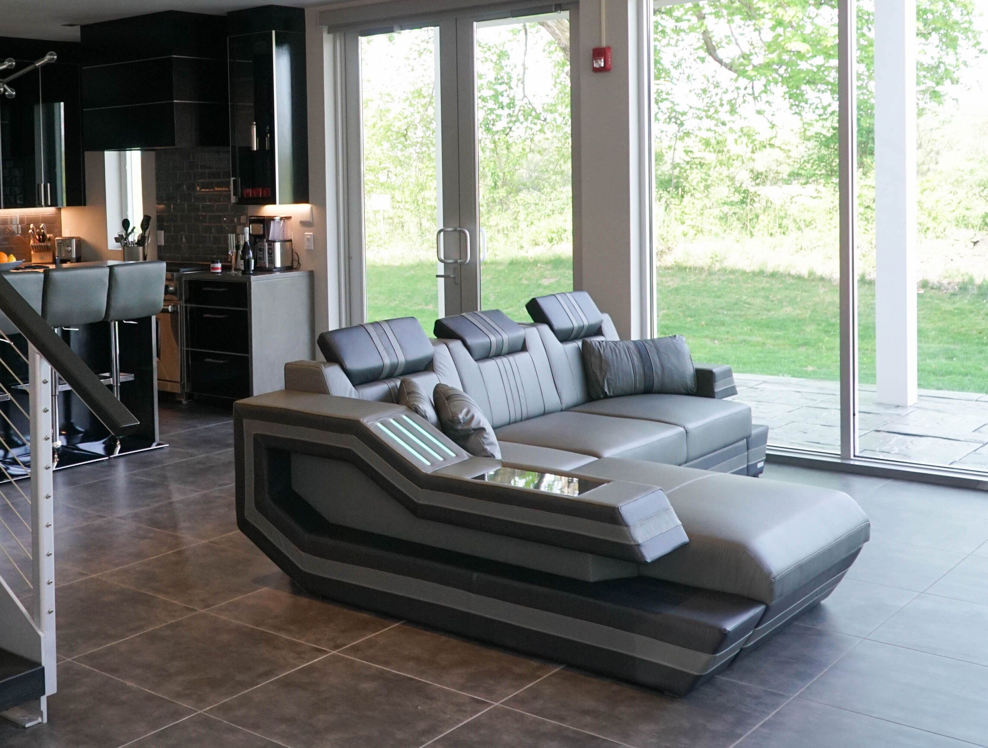  Close to everything • Luxury stay • Hotel Quality